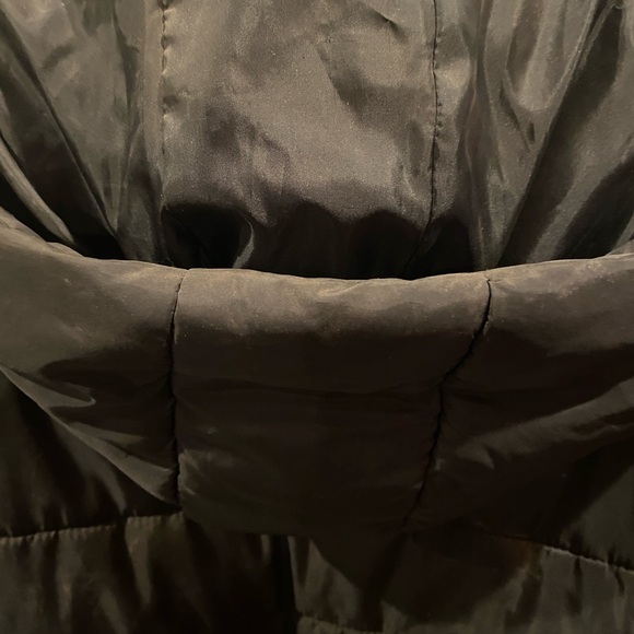 Jacket, Black Quilted Puffer - Picture 7 of 11